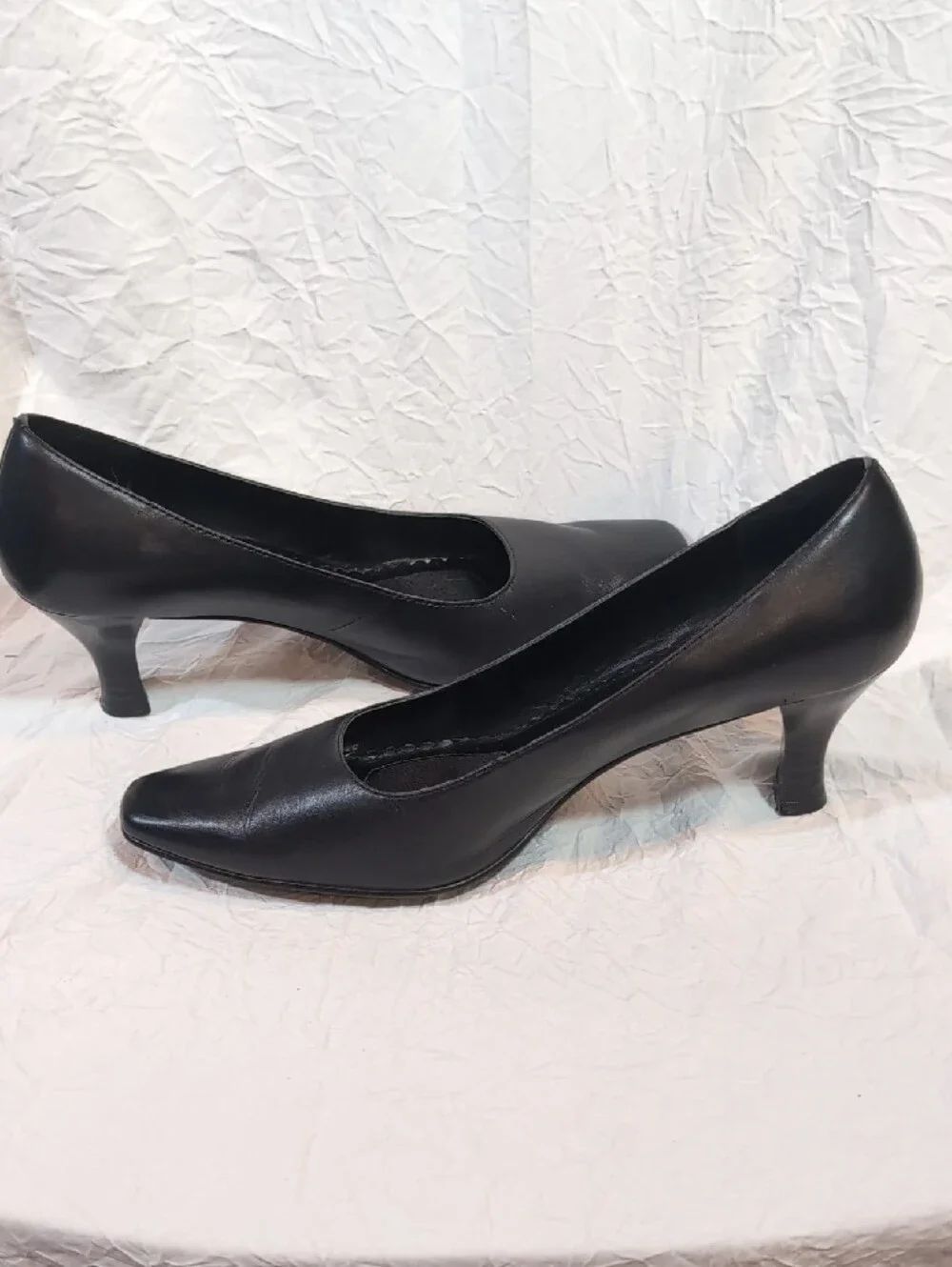 croft & barrow Black Leather Mid Heel Pumps